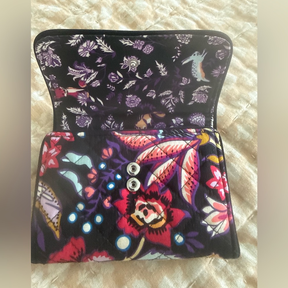 Vera Bradley RFID Riley Compact Wallet - Foxwood Pattern - Picture 3 of 9